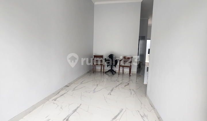 Rumah Lokasi Tenang dan Sejuk di Rawalele Jombang Tangsel