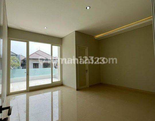 Rumah Hook Mewah Baru di Prambanan Residence 3