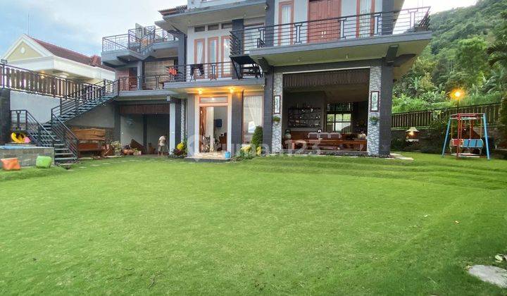 Villa Mewah di Puncak Trawas View Gunung 2