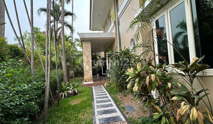 Rumah Mewah Graha Famili Lokasi Hook Furnishnya Mewah 2