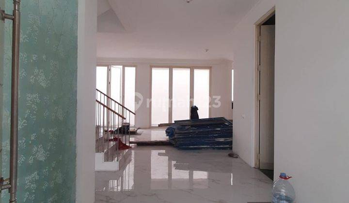 Rumah Pakuwon Indah 3 Lt Ritz Embassy 100 Jt 2