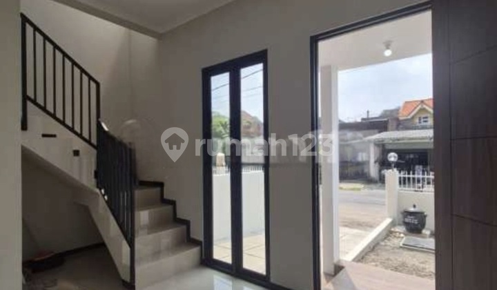 Rent House 40 Million Alana Gunungsari Surabaya 2 Floors 2