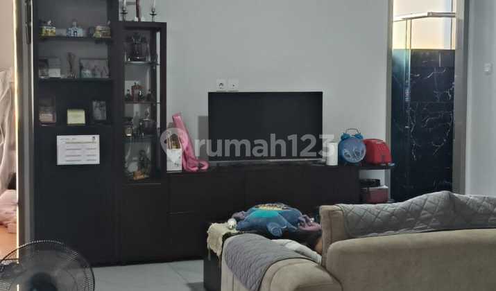 Rumah Pakuwon City Semi Furnish di Palm Beach Surabaya Timur 2