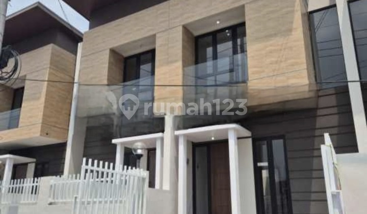 Rent House 40 Million Alana Gunungsari Surabaya 2 Floors