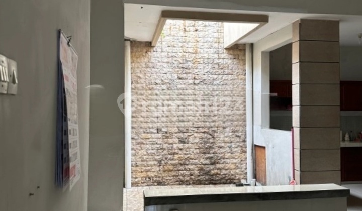 Rumah 1 M-An Darmo Permai Surabaya Barat 1 Lantai Dekat Pakuwon 2