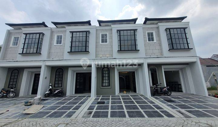 Rumah 1.7m Depan Pasar Citraland Surabaya Murah Strategis 1