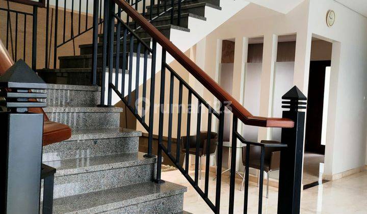 Sewa Rumah Mewah Chofa Surabaya Barat Mininalis 375jt 2