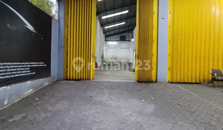 Former Jemursari Surabaya Showroom Workshop For Rent Location 0 Main Road