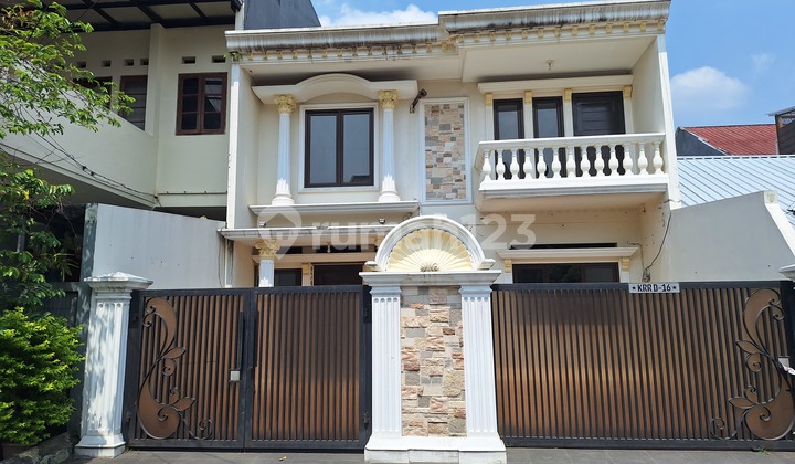 For Sale 2-Story House in Kebun Raya Residen Housing, Bogor