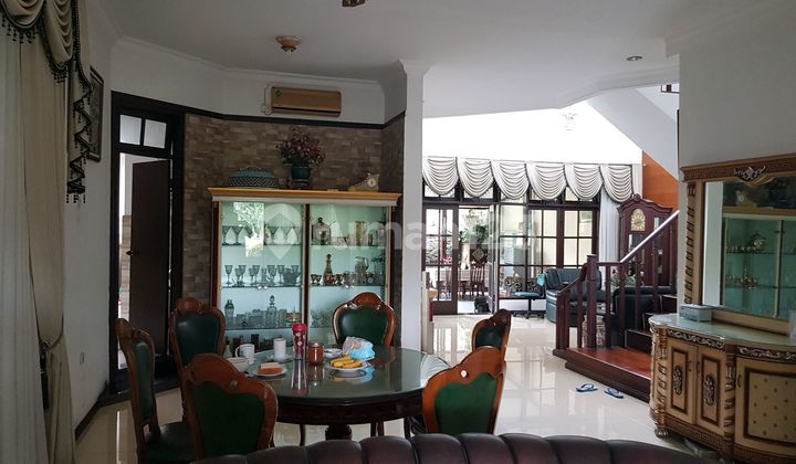 2-Story House for Sale on Jl Sinangling Villa Duta 2