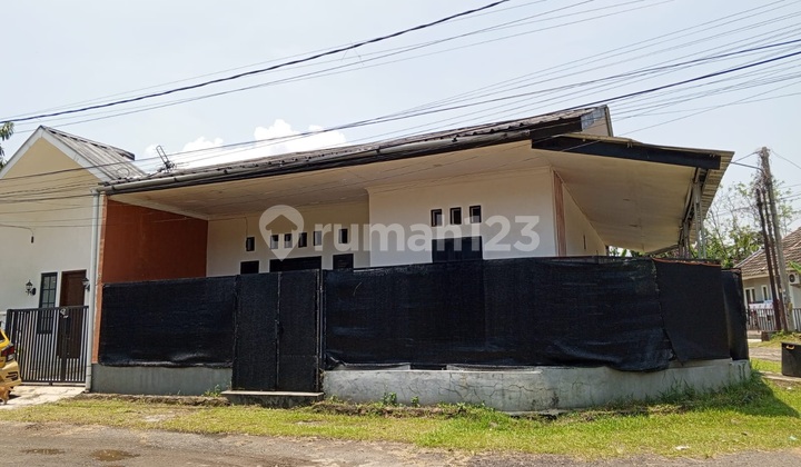 Rumah Disewa di Perumahan Griya Alam Sentu