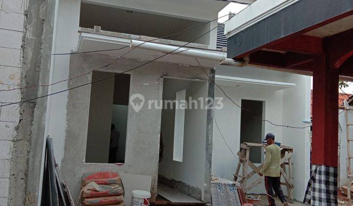 Rumah Baru Unfurnished SHM di Jakasampurna, Bekasi Dekat Tol 1