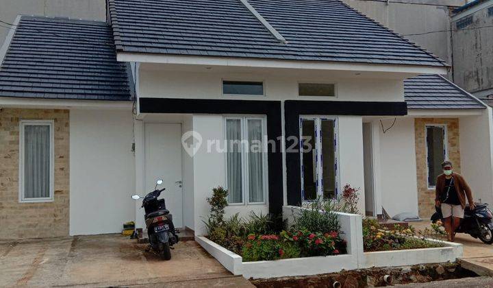 Rumah Baru Unfurnished SHM di Jakasampurna, Bekasi Dekat Tol 2