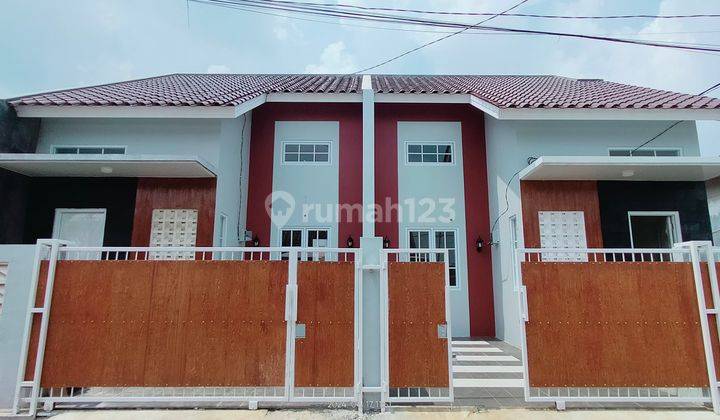 Rumah 2 Lantai Nempel Pintu Mabes Ujung Aspal Jatiwarna Bekasi.   2