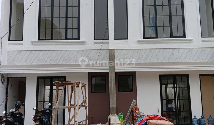 Rumah 2 Lantai Shm Pekayon Dekat Galaxy Murah Bagus Free Biaya.   2