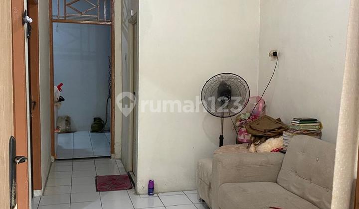 Rumah Dalam Komplek Setu Bekasi Dekat Akses Toll 2