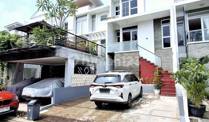 Rumah 2 Lantai Dalam Komplek Modern Hill Pondok Cabe Tangerang Selatan 2