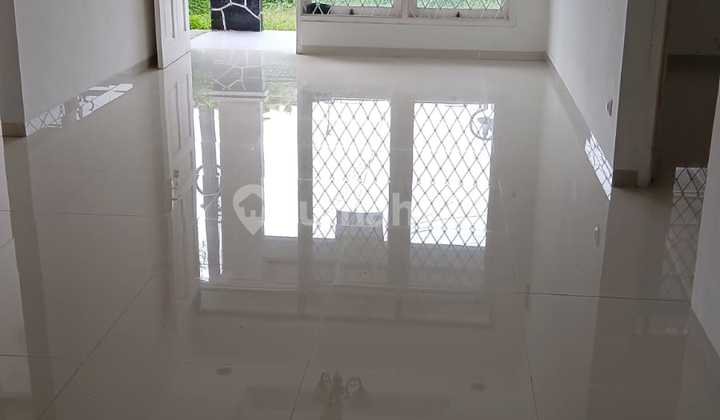For Rent: 1-Story Renovated House in Graha Cinere Complex For Rent: 1-Story Renovated House in Graha Cinere Complex