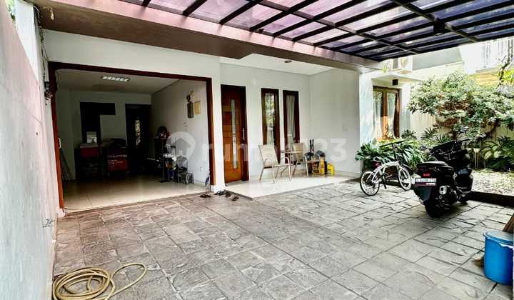 Nice House in Cinere Elite Complex, One Step to Cinere Mall 2