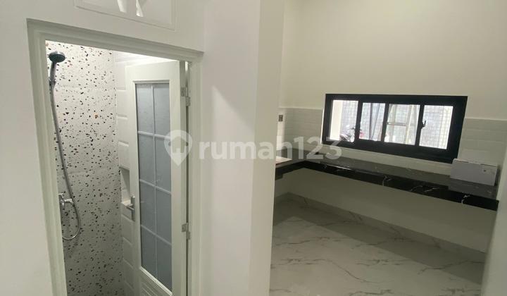Rumah Classic Ceger Cipayung Jakarta Timur 3