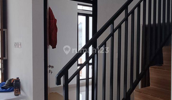 Rumah di Lubang Buaya Cipayung Jakarta Timur 9