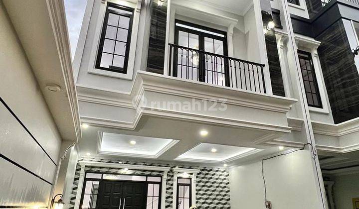 Rumah 3 lantai Ciganjur Jagakarsa Jakarta Selatan 1