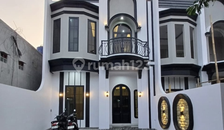 Rumah Baru 2 Lantai Disaint Modern Jagakarsa Jakarta Selatan 2