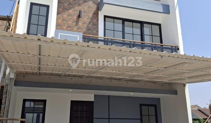 Rumah Dalam Cluster Cibubur Ciracas Jakarta Timur