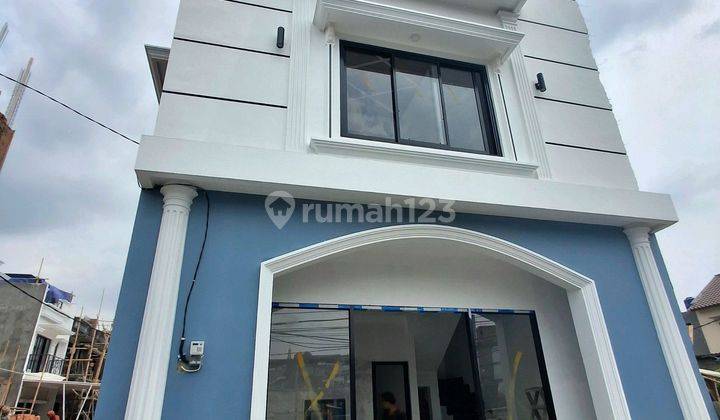 Rumah Toko 3 Lantai Pinggir Jalan Agakarsa Jakarta Selatan 2