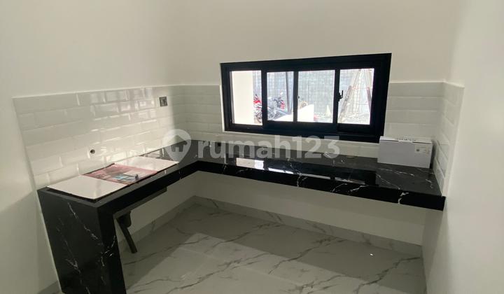 Rumah Classic Ceger Cipayung Jakarta Timur 10