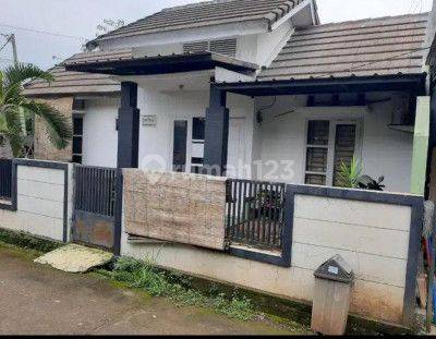 Rumah Take over 150 Juta perumahan Taman Firdaus 12 Jatiasih 1