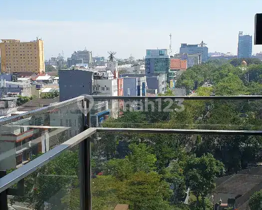 Apartemen Mewah Sudirman31 Suite. Premium Furnish. Private Lift. 3 BR Apartemen Mewah Sudirman31 Suite. Premium Furnish. Private Lift. 3 BR