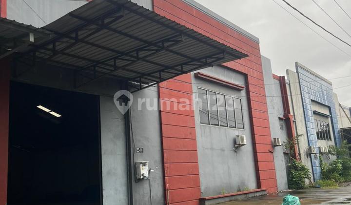 Gudang Parangloe Lt.1050 M2. Ada Office