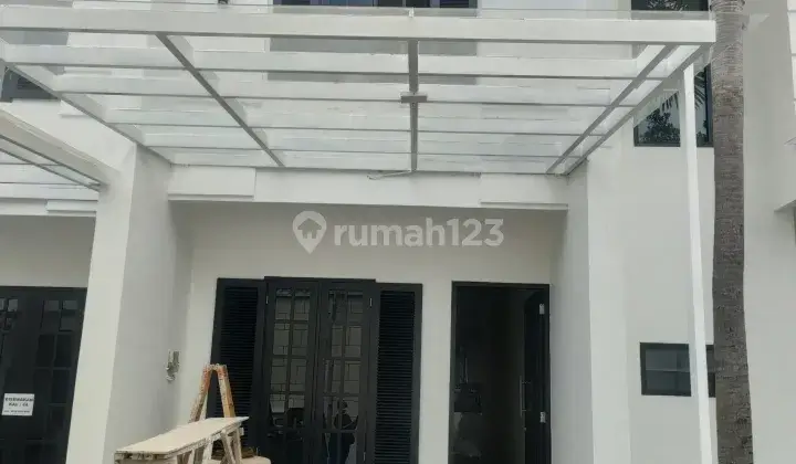 RUMAH MEWAH 2 LANTAI BARU SIAP HUNI FASILITAS KOLAM RENANG DALAM CLUSTER LEBAK BULUS  1