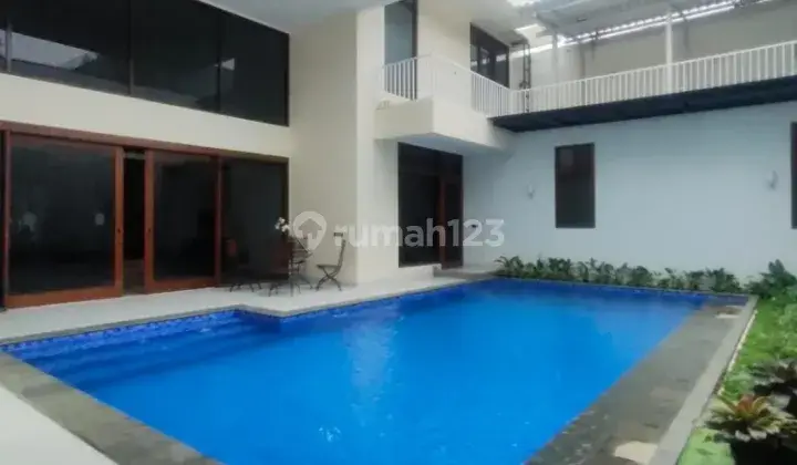 RUMAH DIJUAL DI PERMATA HIJAU MEWAH ADA KOLAM RENANG FULL FURNISHED  1