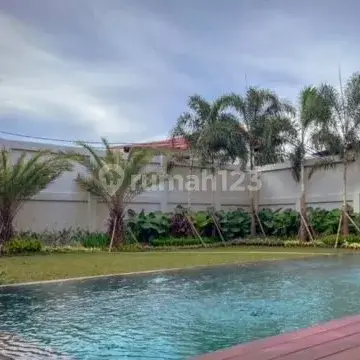 RUMAH MEWAH HARGA MURAH PRIVATE POOL SEMI FURNISHED DI CLUSTER TB SIMATUPANG  2