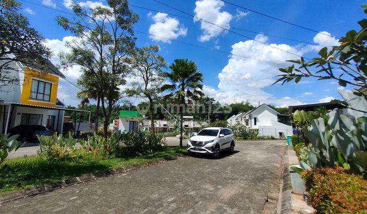 MINIMALIS MODERN SEMI FURNISHED CLUSTER NANGKA VALLEY SAWANGAN 