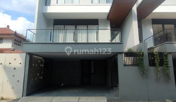 RUMAH MEWAH DI AMPERA KEMANG THE RESIDENCE  1