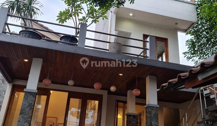 RUMAH MURAH MEWAH ADA POOL ROOF TOP SIAP HUNI DI TANJUNG BARAT  2