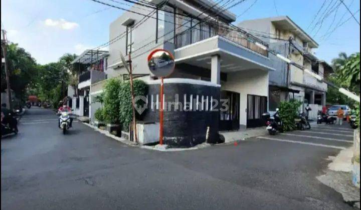 Rumah Mewah Posisi Hook Murah Di Gandaria Selangkah Ke Mrt Cipete 1