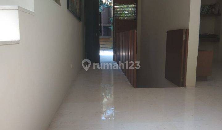 Rumah Murah Private Pool di Kemang Siap Huni Furnished 2