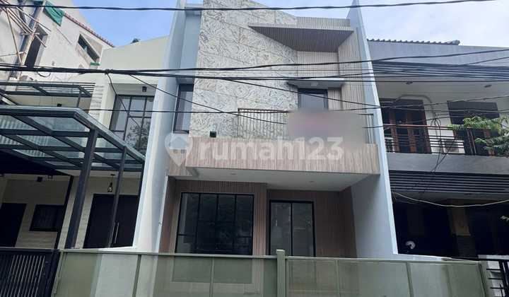 Rumah Dijual di Alam Elok Pondok Indah Jakarta Selatan