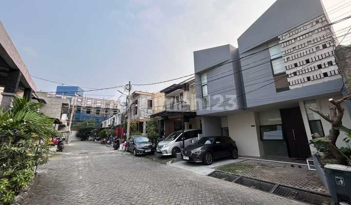 Rumah Dijual Murah Dalam Cluster di Jatipadang Pejaten Area 2
