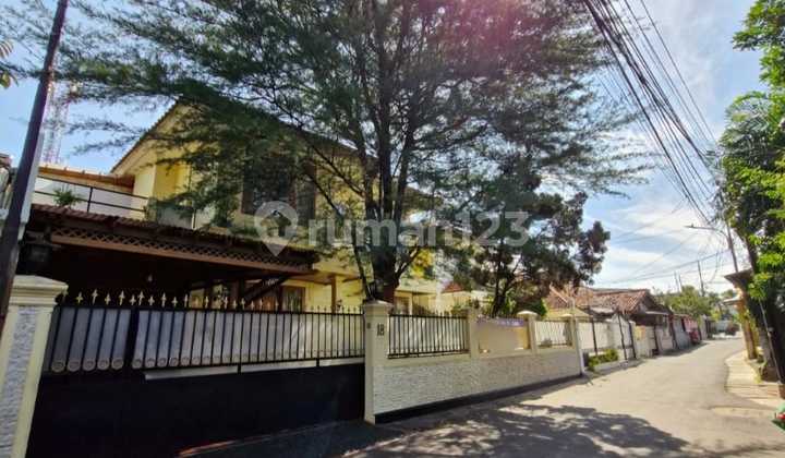 Rumah Dijual di Cipete Dekat Antasari Semi Furnished