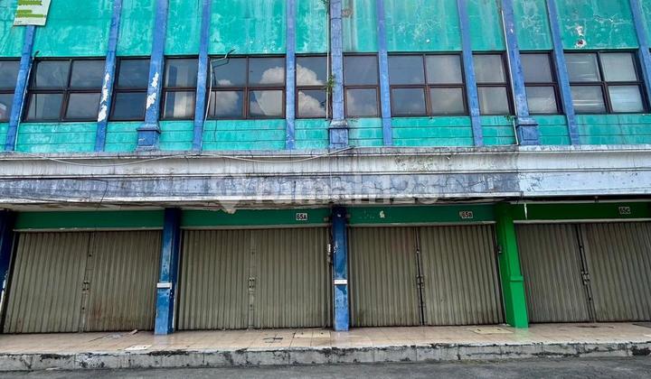 4-STOREY SHOPHOUSE AND COMMERCIAL LAND IN STRATEGIC LOCATION AT PASAR MINGGU