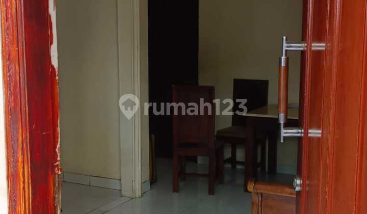 Affordable Ready-to-Occupy House in a Complex in Petojo Cideng, Central Jakarta 2