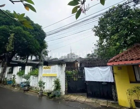 Quick Sale Cheap Spacious House in Bangka Kemang South Jakarta 2