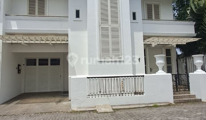 RUMAH MEWAH DAN LUAS DENGAN PRIVATE POOL DI KEMANG BARAT 2