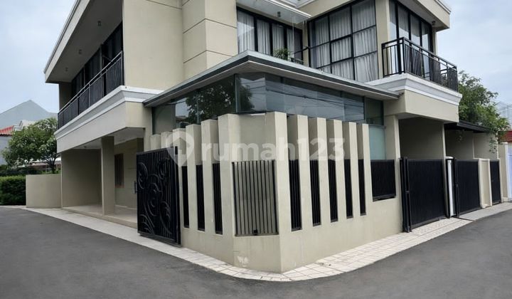 Rumah Dijual Dalam Townhouse di Ragunan Dekat Tb Simatupang
