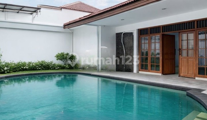 Rumah Murah Dijual Posisi Hook di Area Bangka Kemang